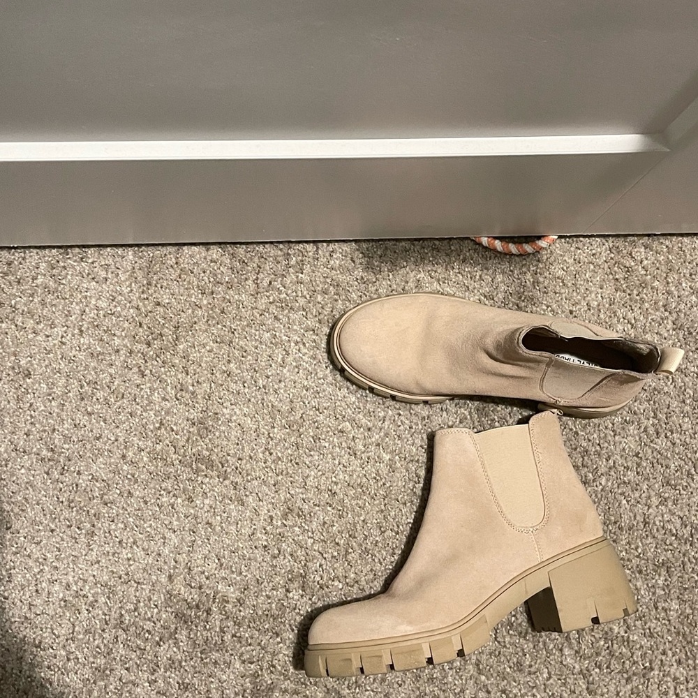 Steve Madden booties